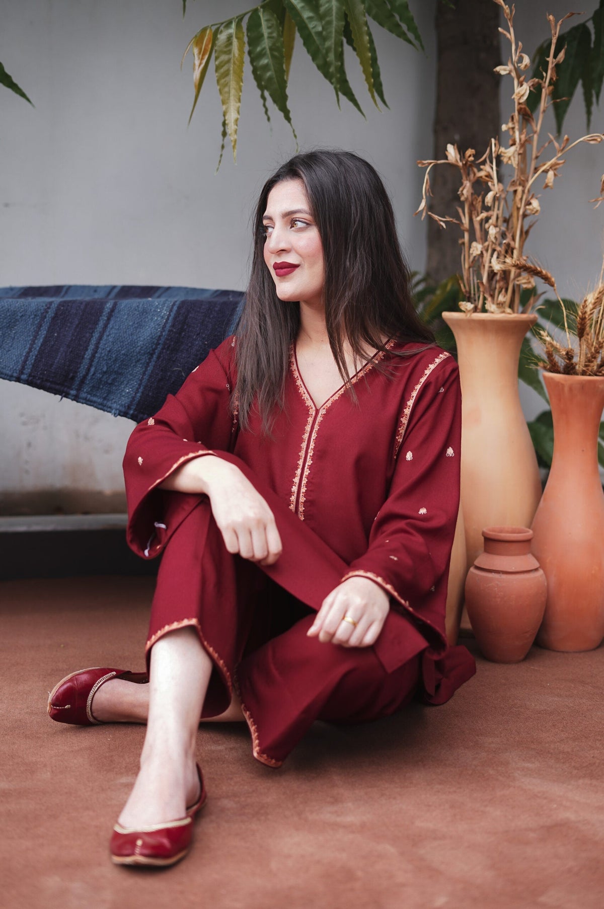 MAROON
