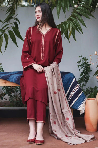 MAROON
